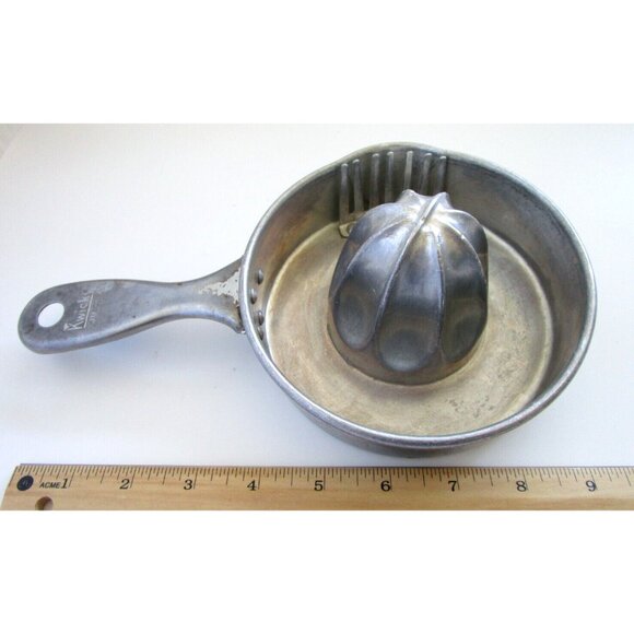 Kwicky Citrus Juicer Reamer Seed Catcher Rotating Quam-Nichols Chicago IL USA - Picture 14 of 16